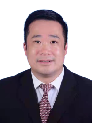 周翔证件照.png
